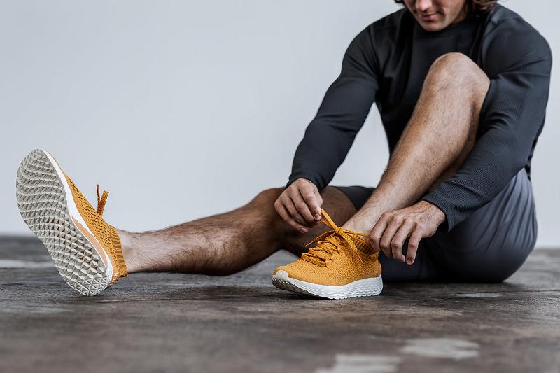 Yellow Nobull Golden Knit Runner Men's Running Shoes | CA V1041R